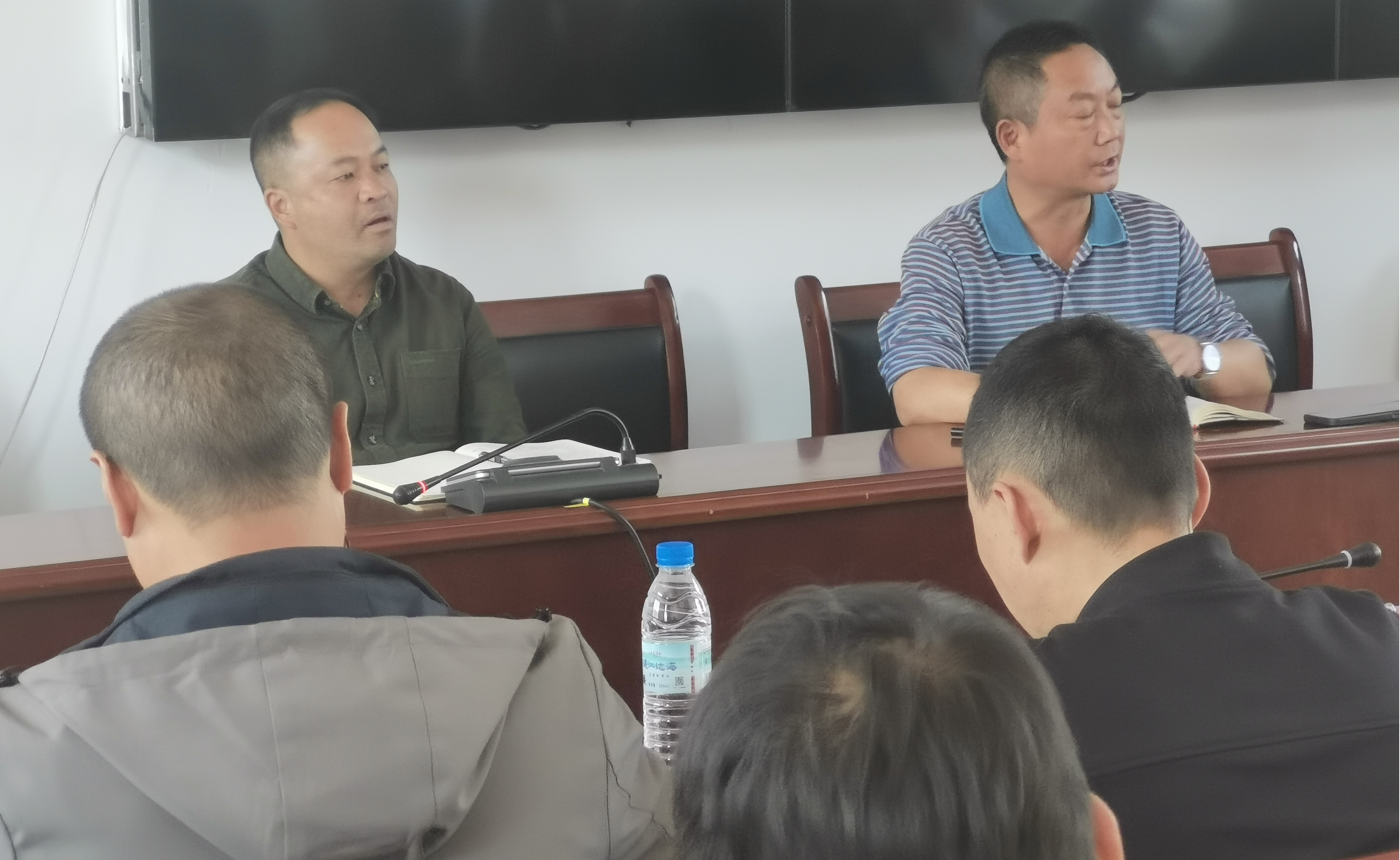 图片4.png 图片4.png